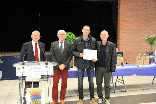 Remise des m&eacute;dailles